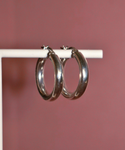 Alternative view of Pendientes de Aro Keala