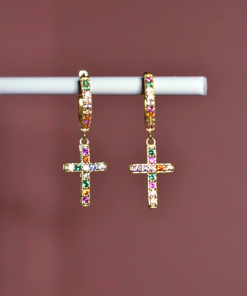 Alternative view of Pendientes de Cruz